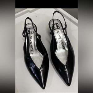 Givenchy Sandals Shoes Size 7 Pointy-Toe